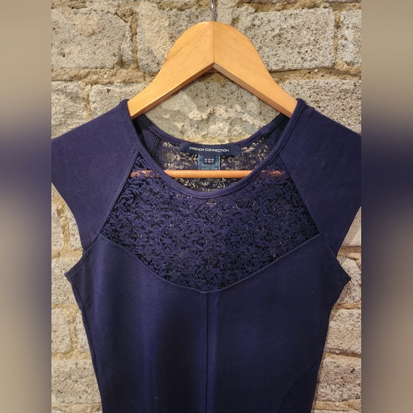Navy blue French Connection dress. Size 4. - Picture 2 of 5
